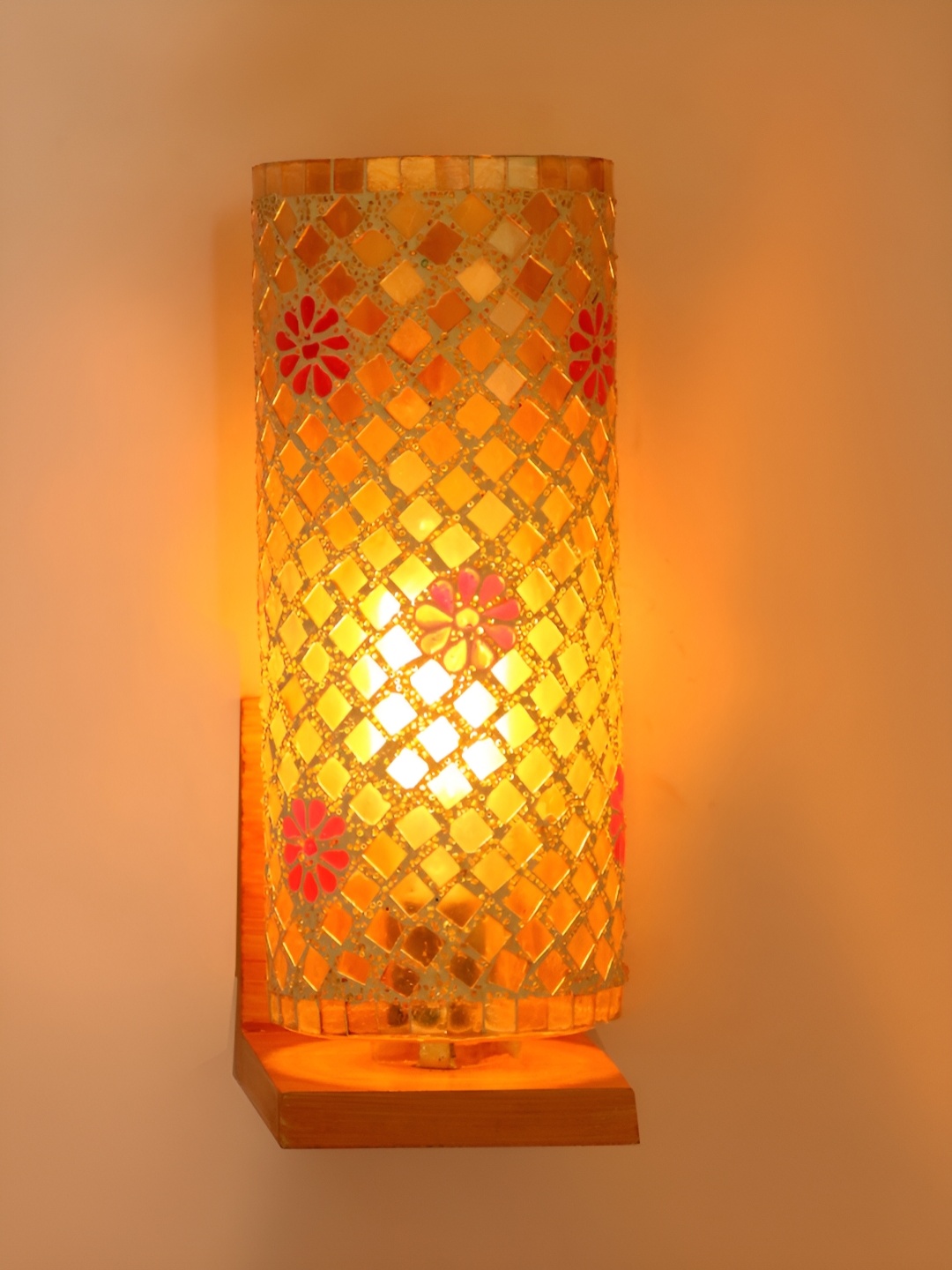 

Afast Gold Toned Textured Glass Cylindrical Wall Lamp