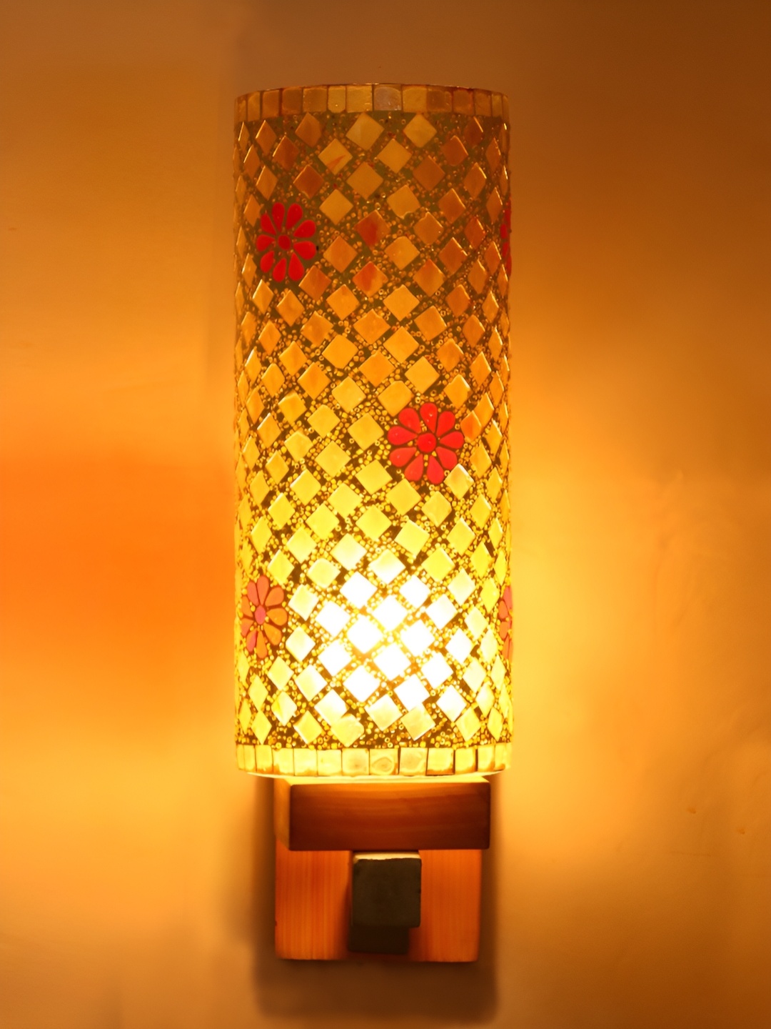 

Afast White & Red Textured Cylindrical Shaped Glass Wall Lamp
