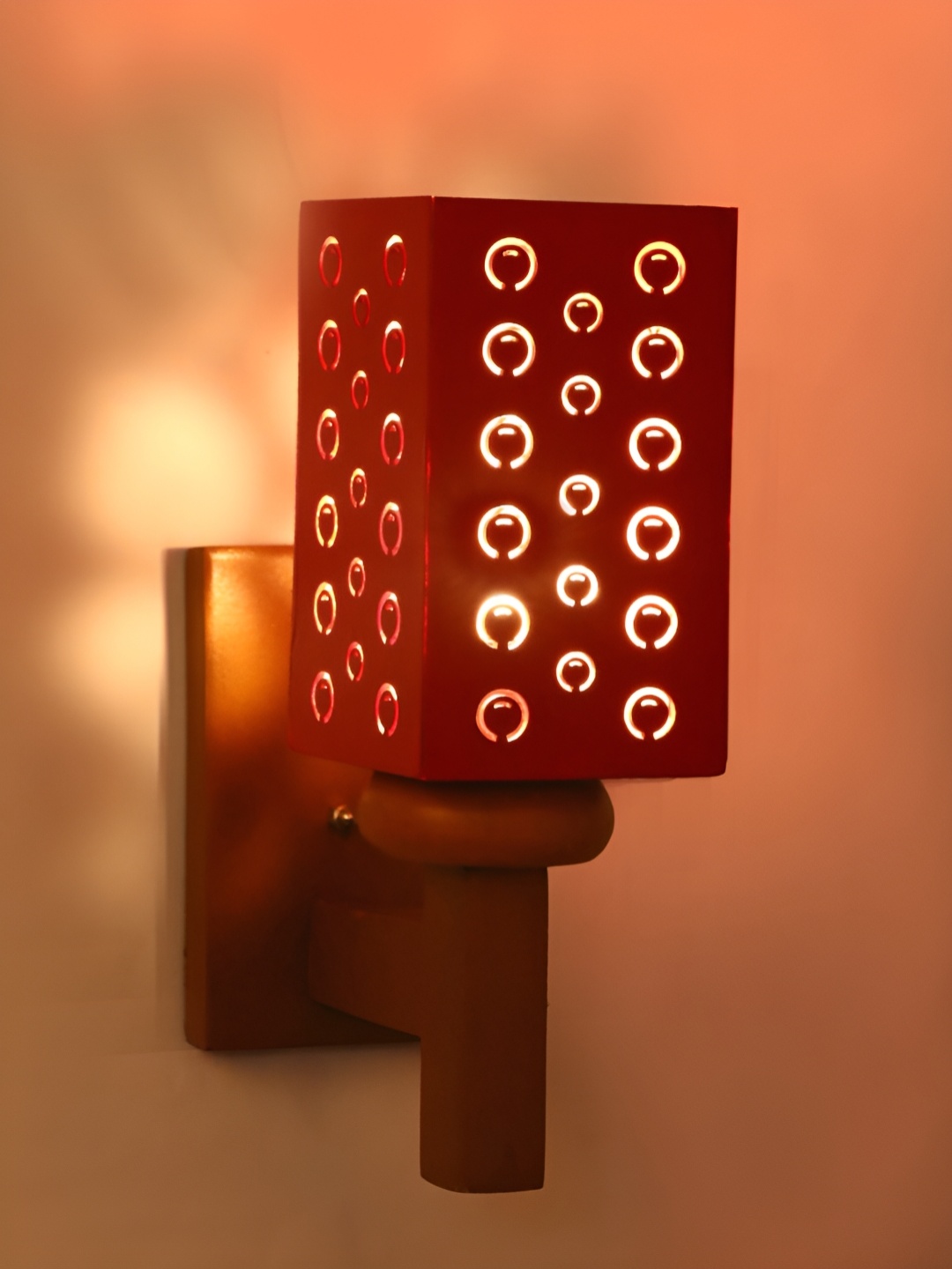 

Afast Brown Wooden Contemporary Wall Lamp