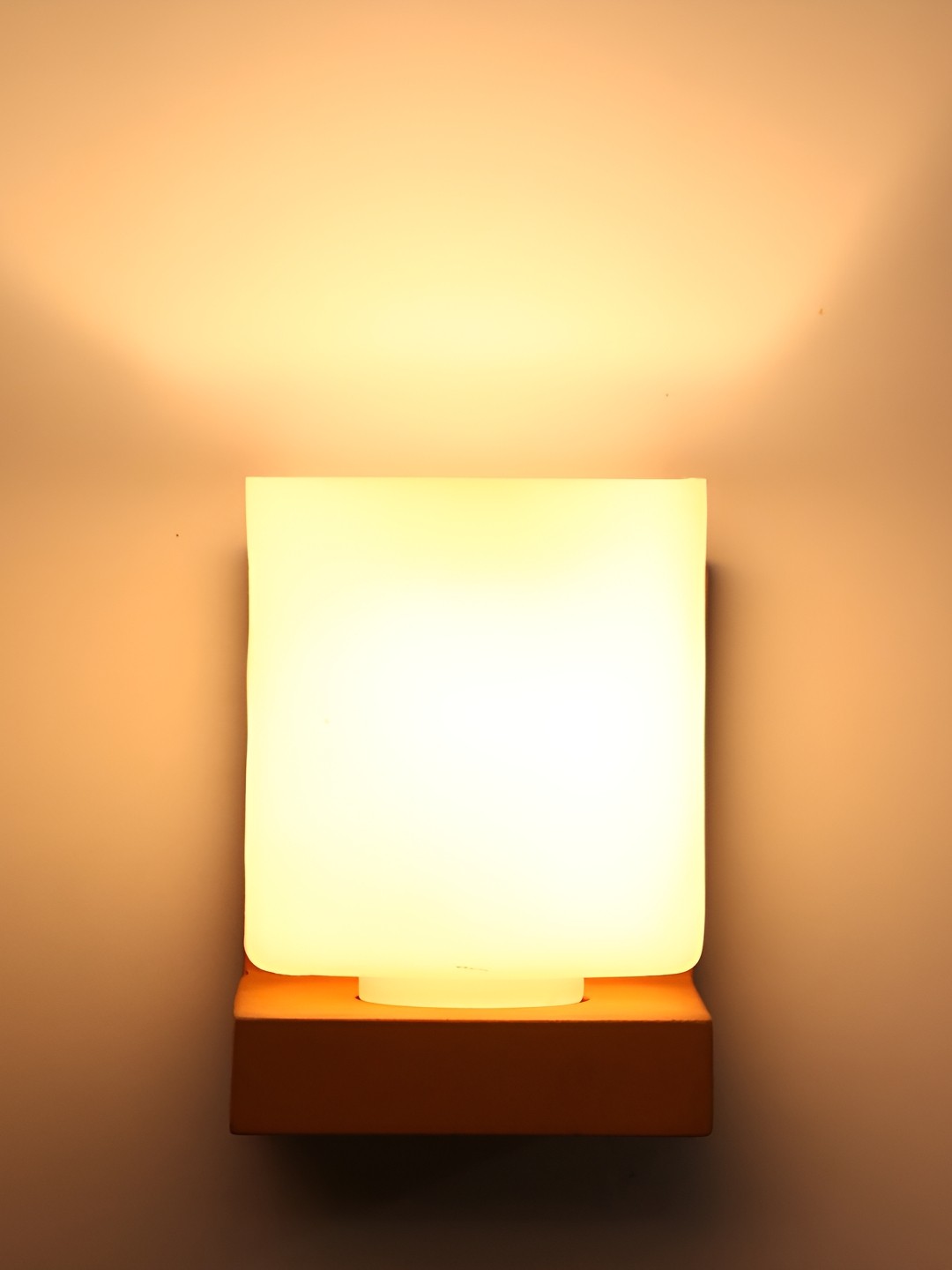 

Afast White Glass Square Shaped Wall Lamp