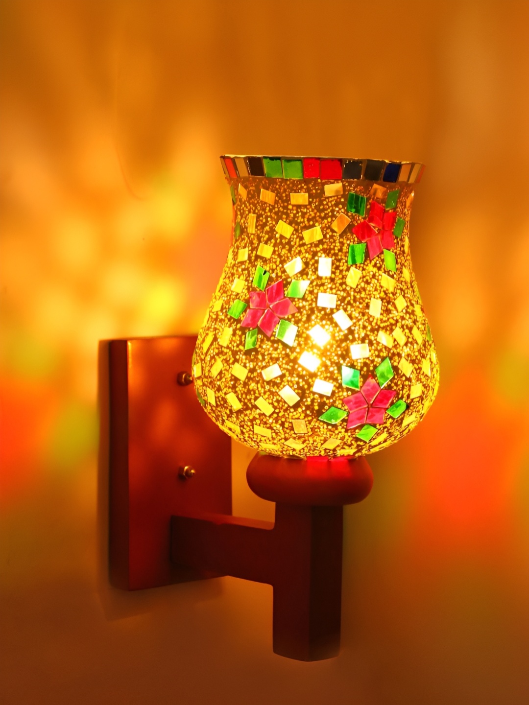 

Afast Cream & Green Abstract Glass Wall Lamp