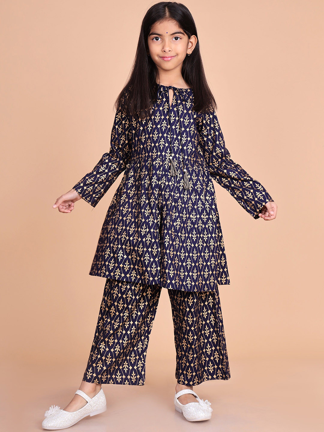

BAESD Girls Ethnic Motifs Printed Keyhole Neck Pleated A-Line Kurta with Palazzos, Blue