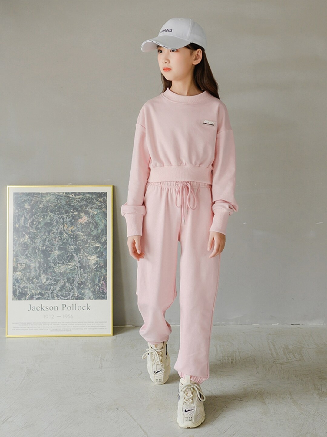 

StyleCast Girls Pink Sweatshirt with Joggers