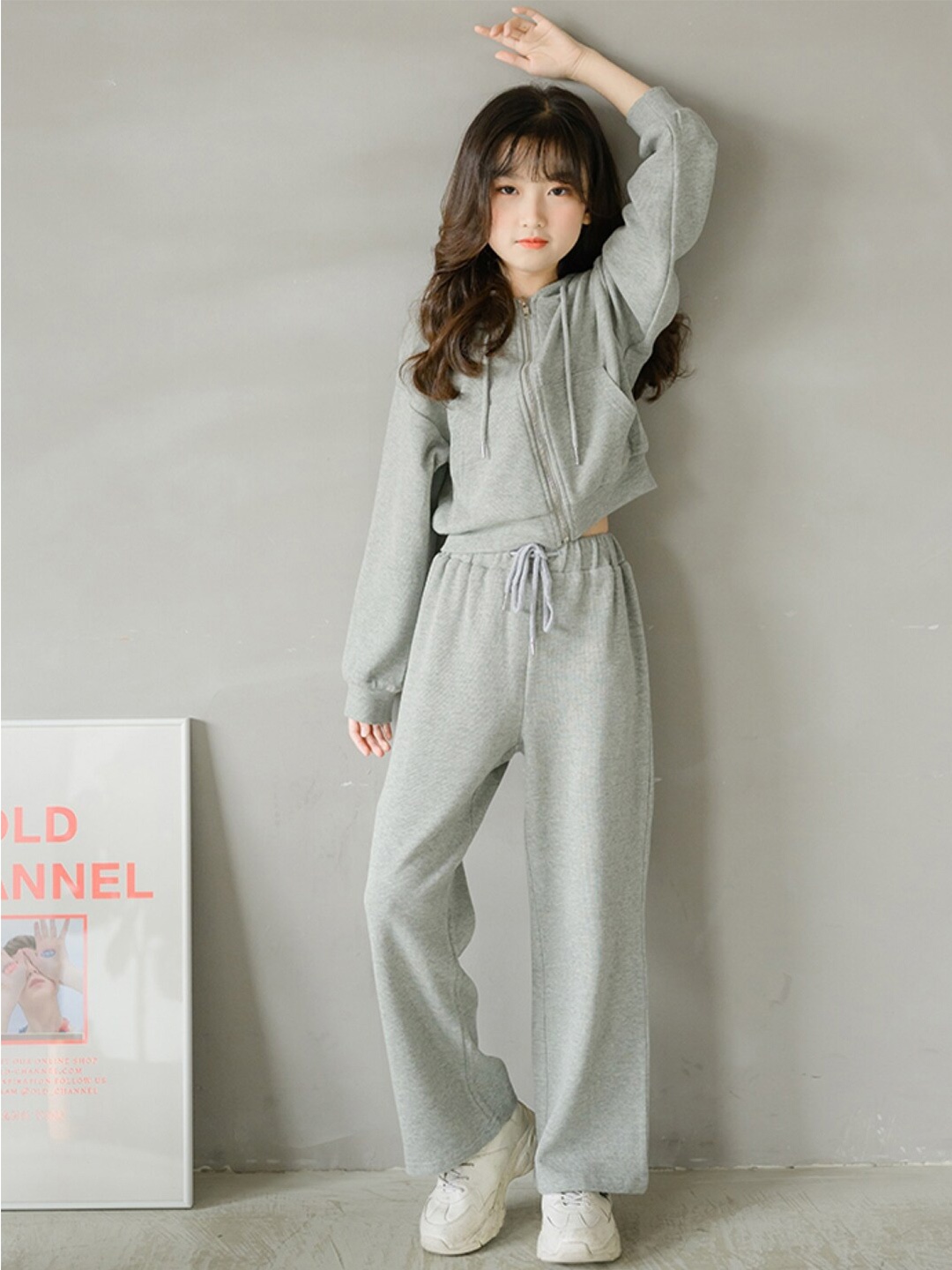 

StyleCast Girls Grey Hooded T Shirt With Trousers