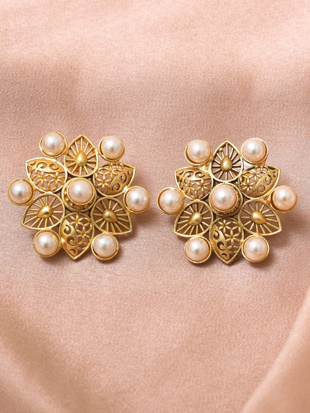 

ZURII Brass-Plated Artificial Beads Beaded Studs Earrings, Gold