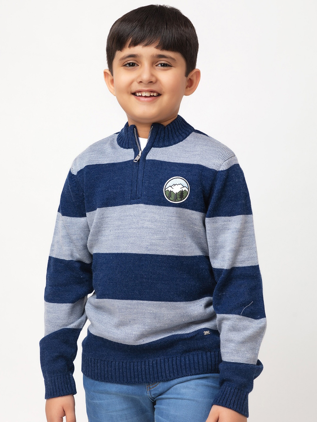 

Purple United Kids Boys Grey & Navy Blue Colourblocked Pullover