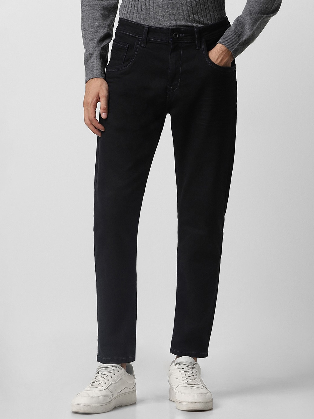 

VAN HEUSEN DENIM LABS Men Slim Fit Mid-Rise Stretchable Jeans, Black