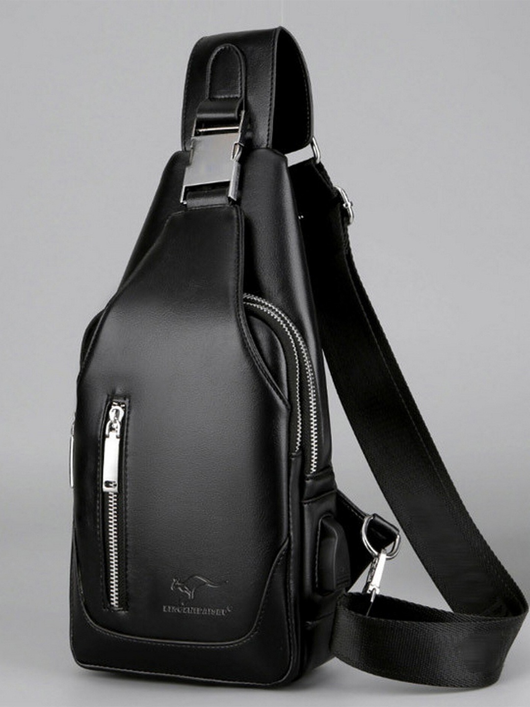 

Diva Dale Unisex Crossbody Bag, Black