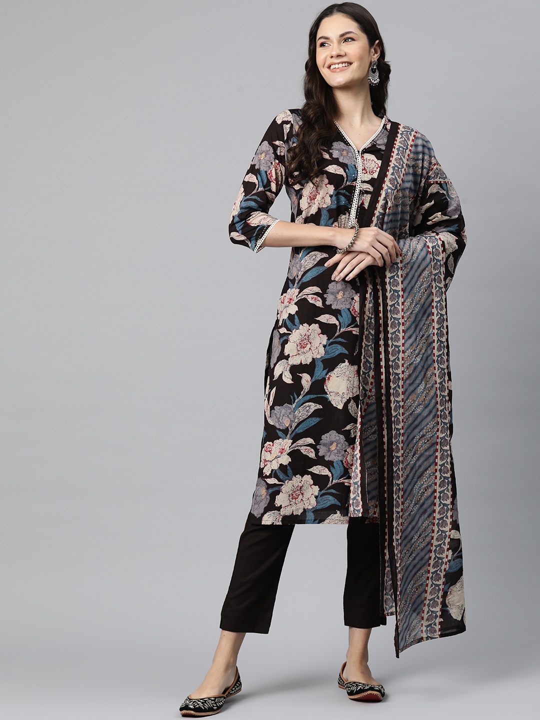 

Readiprint Fashions Floral Printed Sequinned Pure Cotton Kurta Set, Black
