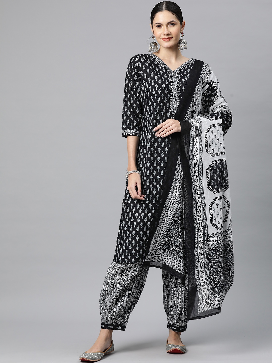 

Readiprint Ethnic Motifs Printed Pure Cotton Kurta with Salwar & Dupatta, Black
