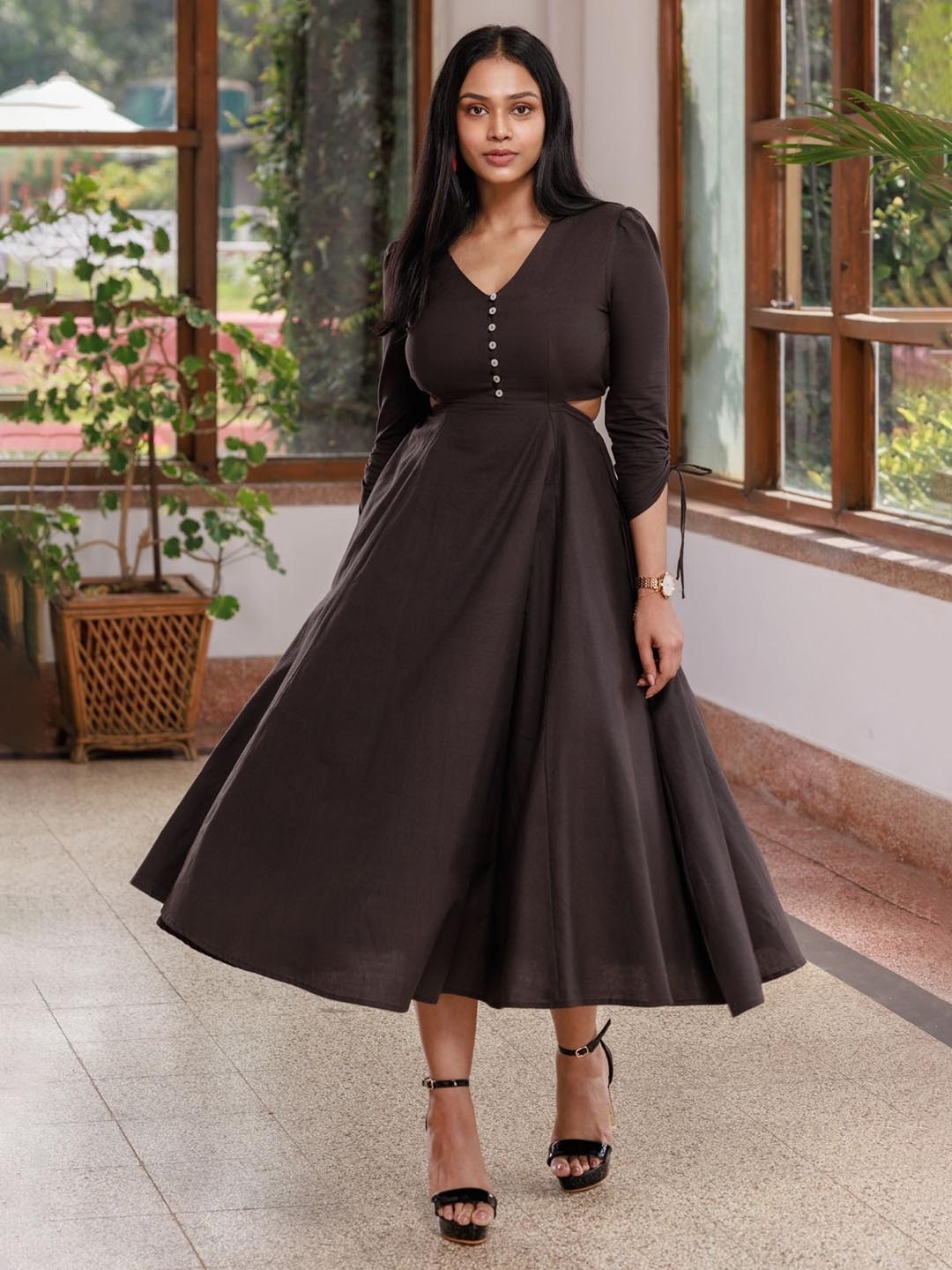 

Wellbi V-Neck Cotton Midi Dresses, Black