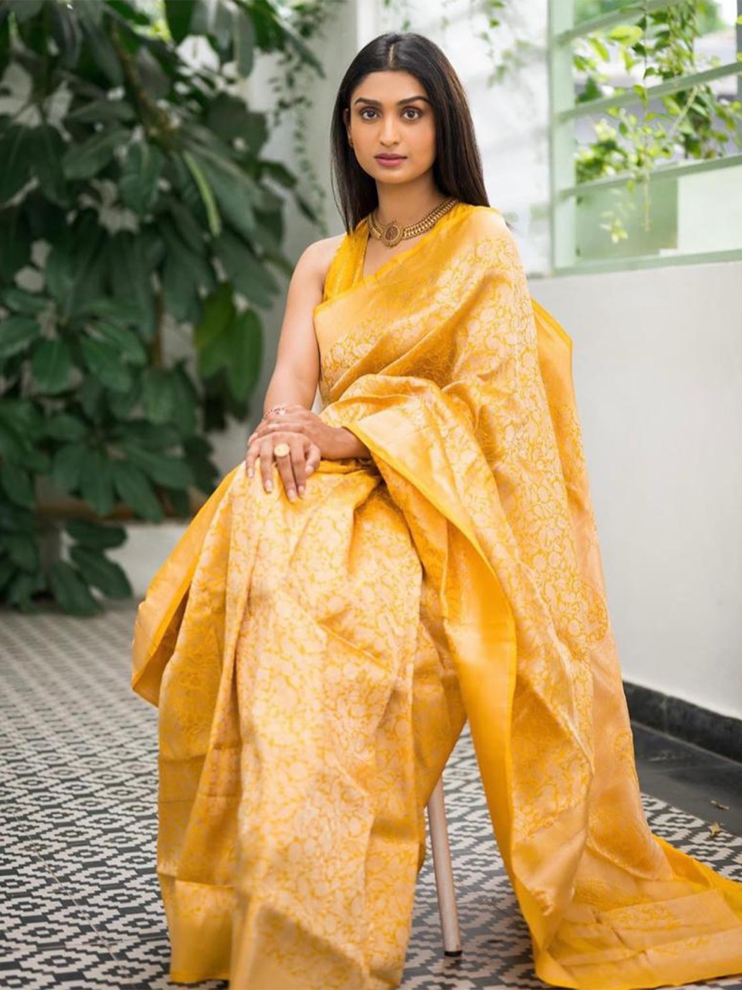

Visit Wear Woven Design Art Silk Zari Kanjeevaram Saree, Yellow