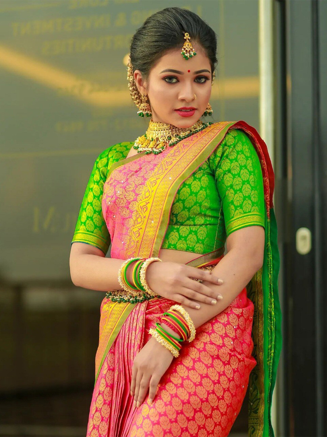 

Visit Wear Pink Art Silk Banarasi Saree