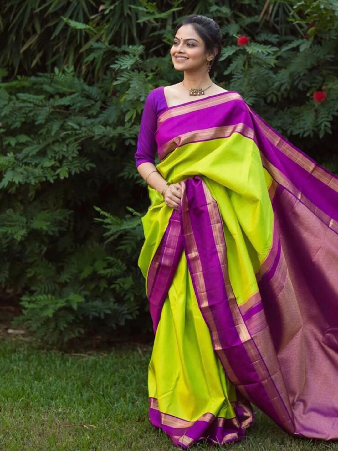 

Visit Wear Woven Design Border Zari Kanjeevaram Saree, Lime green
