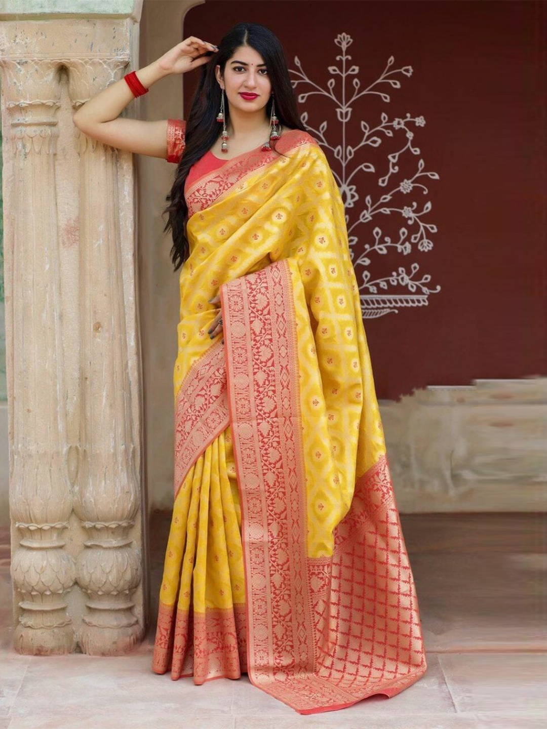 

Visit Wear Ethnic Motifs Woven Design Zari Kanjeevaram Saree, Yellow