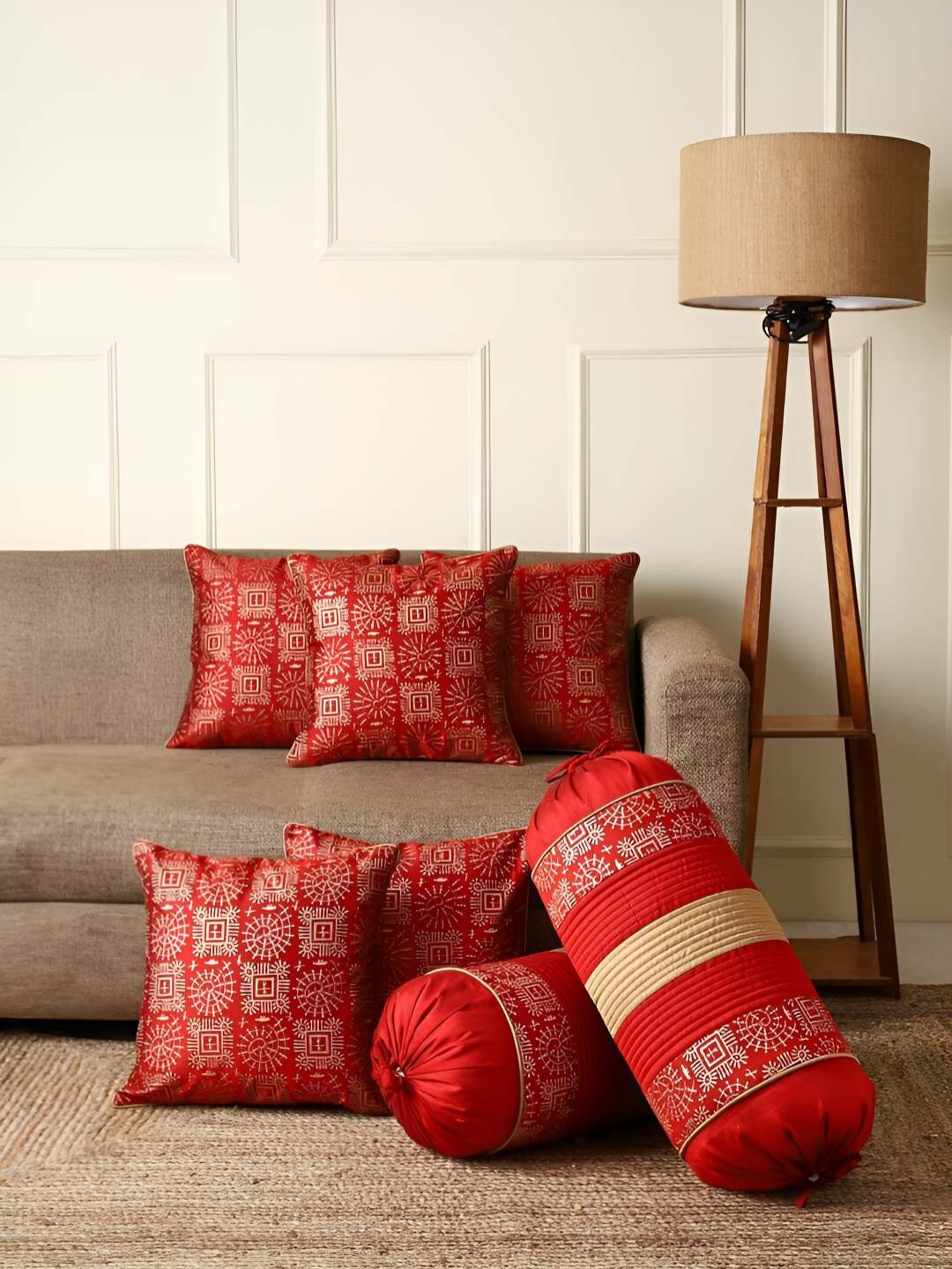 

Stuff N' Fluff Red & Gold toned 7 Pcs Abstract Square Cushion Covers
