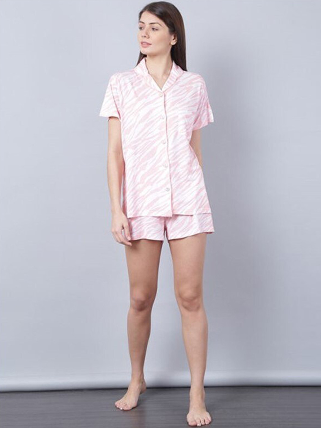 

Aila Striped Lapel Collar Shirt With Shorts, White
