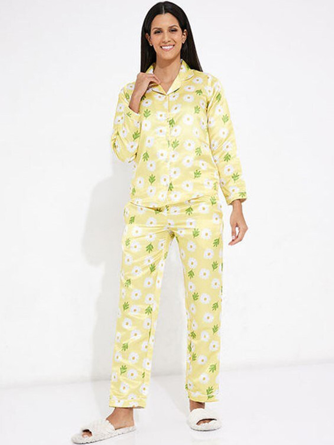 

Aila Floral Printed Lapel Collar Pure Cotton Long Sleeves Night Suits, Yellow
