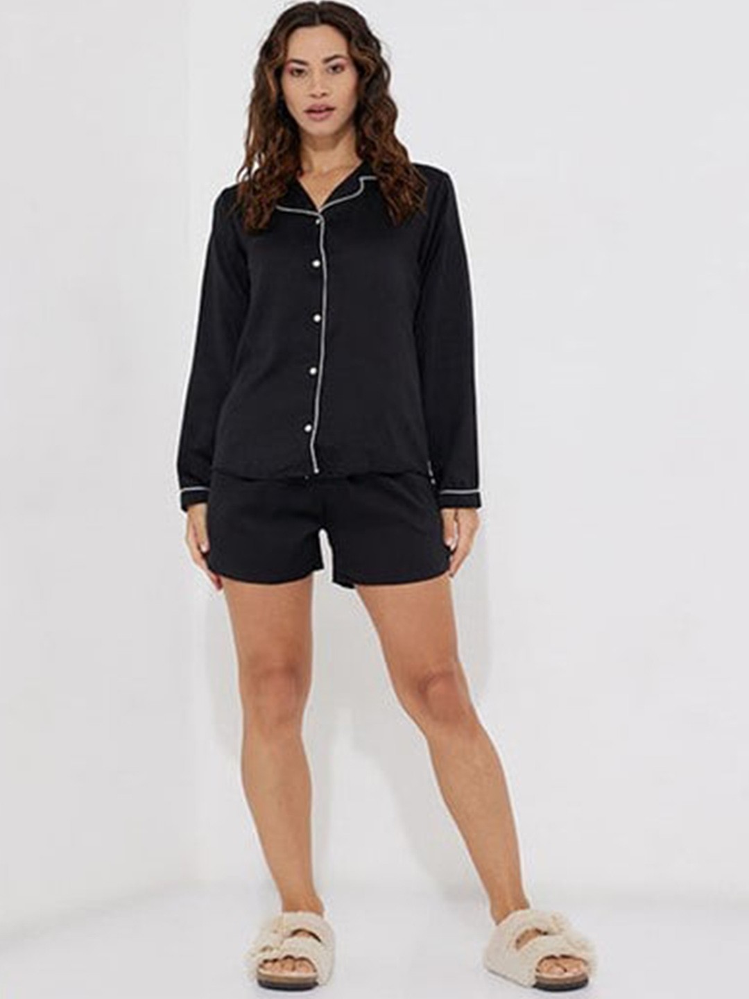

Aila Lapel Collar Pure Cotton Shirt With Shorts, Black