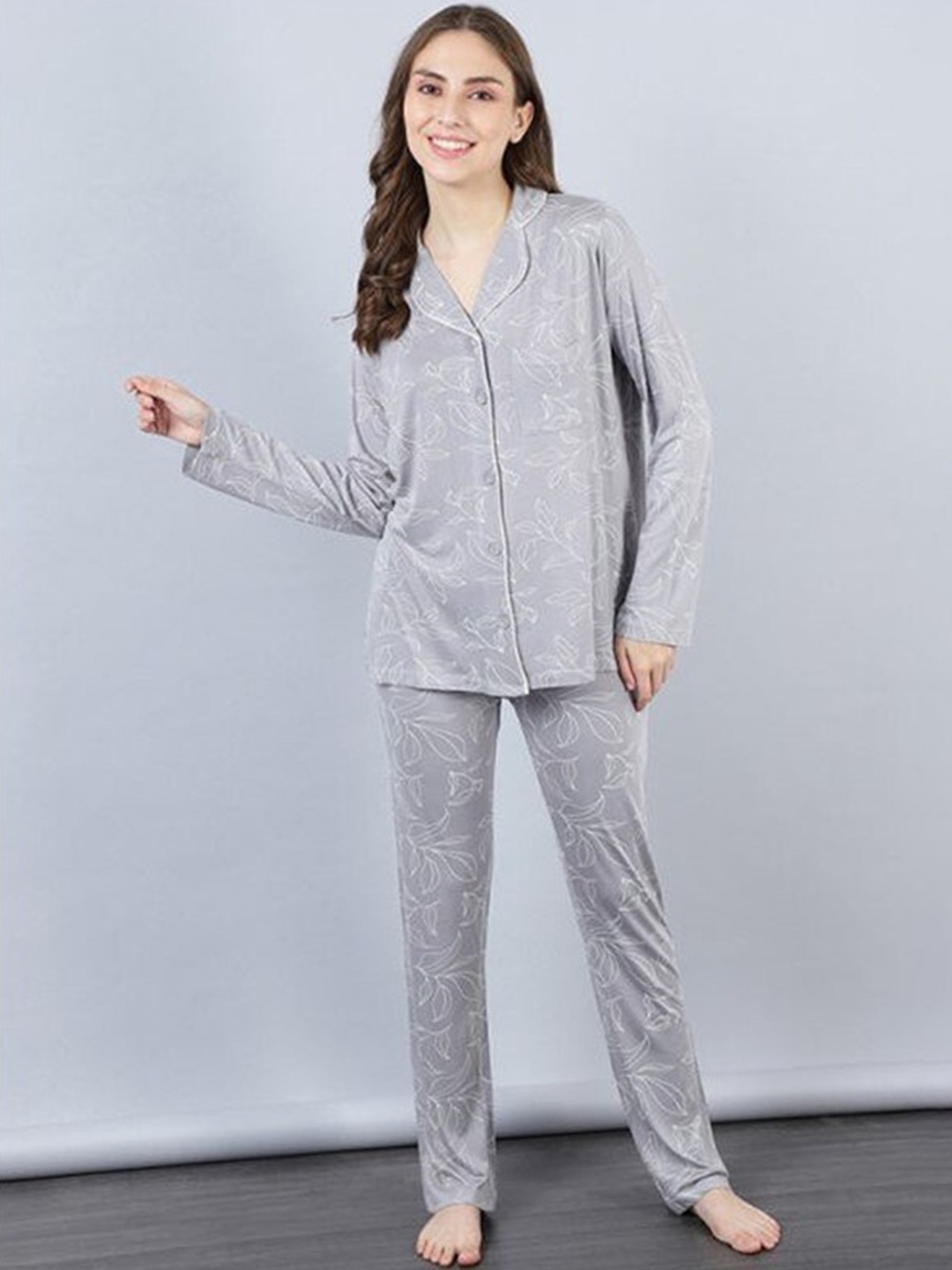 

Aila Floral Printed Lapel Collar Night suit, Grey