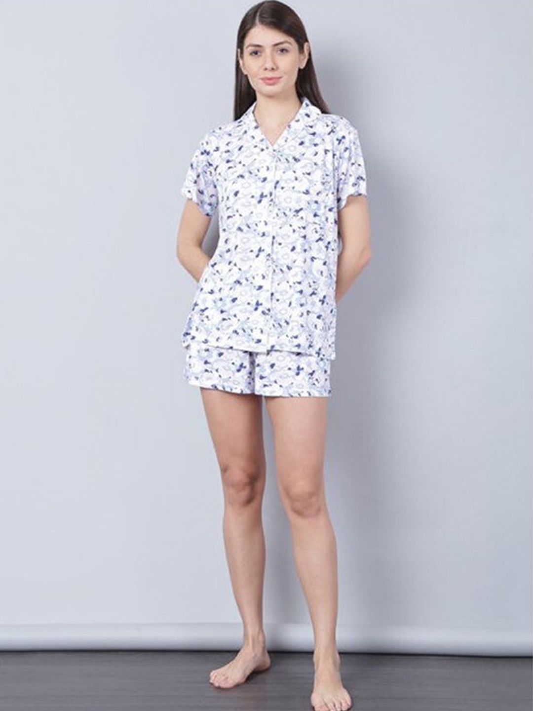 

Aila Floral Printed Lapel Collar Night suit, White