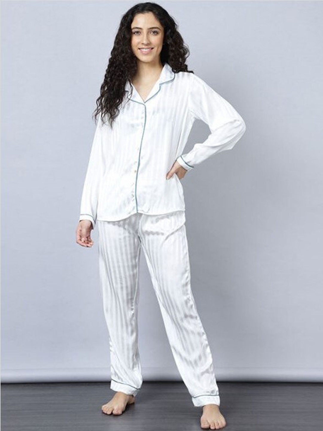 

Aila Striped Pure Cotton Night Suit, White
