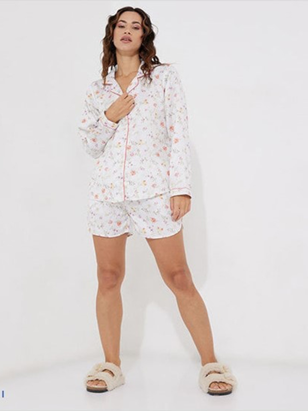 

Aila Floral Printed Lapel Collar Pure Cotton Night suit, White