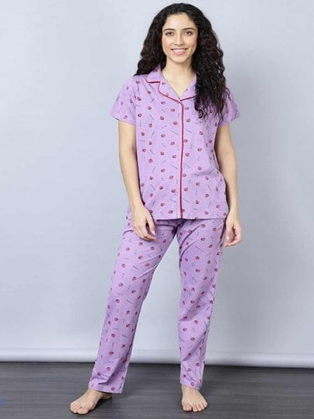 

Aila Conversational Printed Night suit, Purple