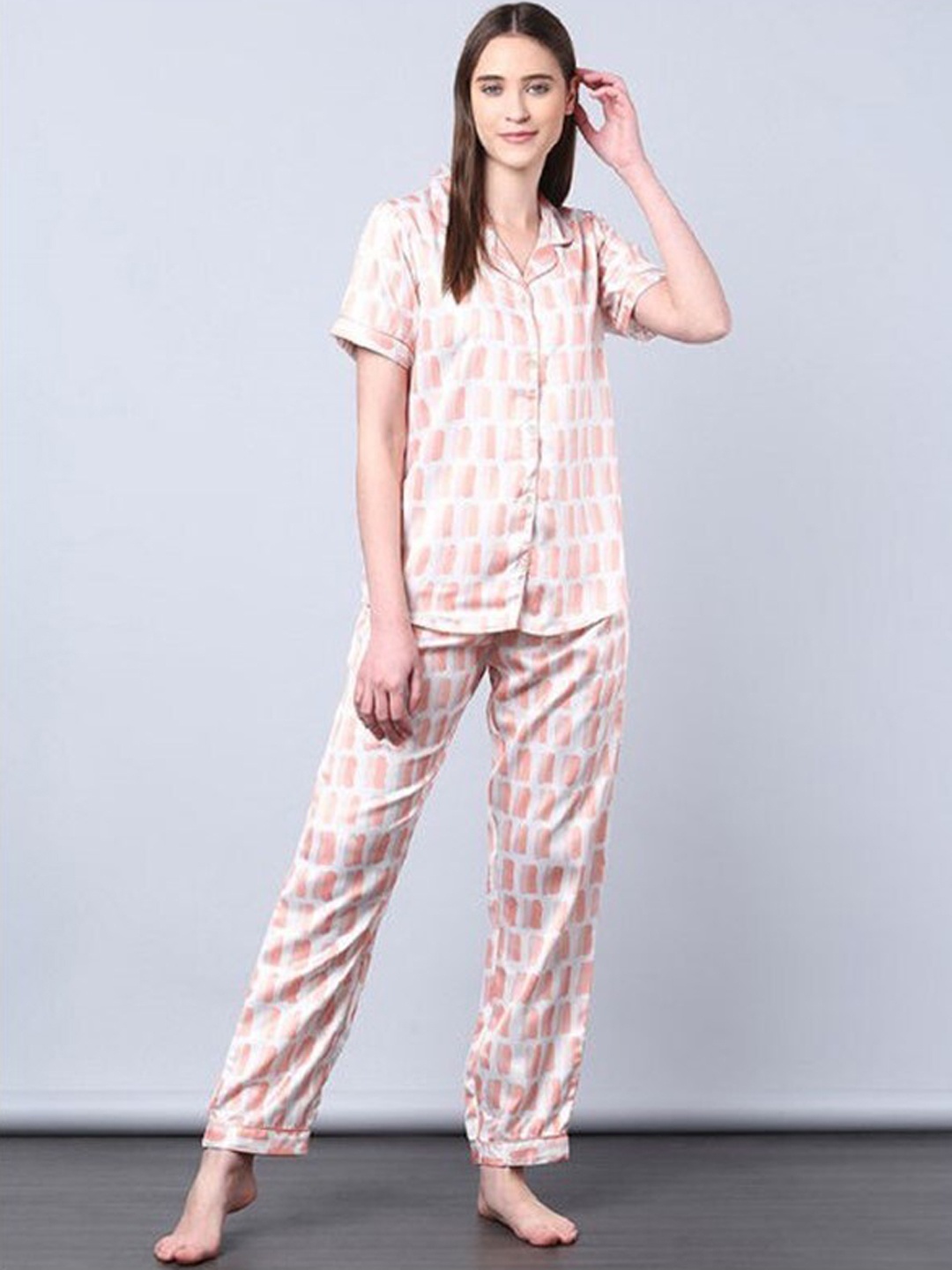 

Aila Geometric Printed Night suit, White