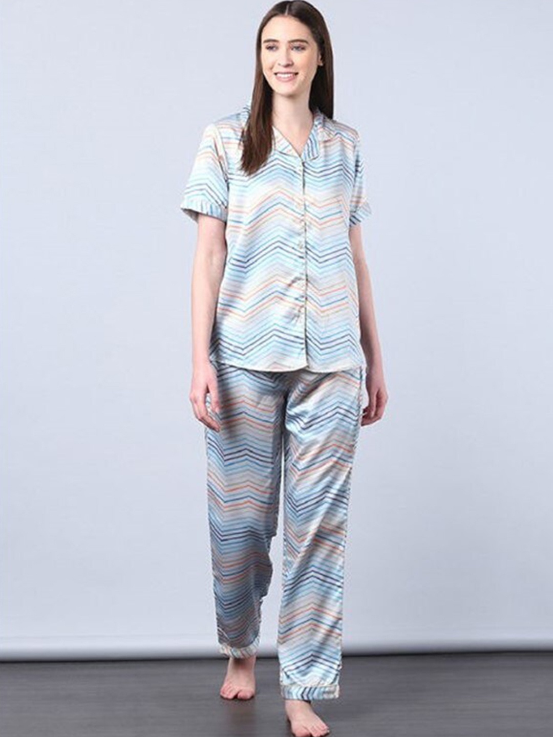 

Aila Geometric Printed Night suit, Blue