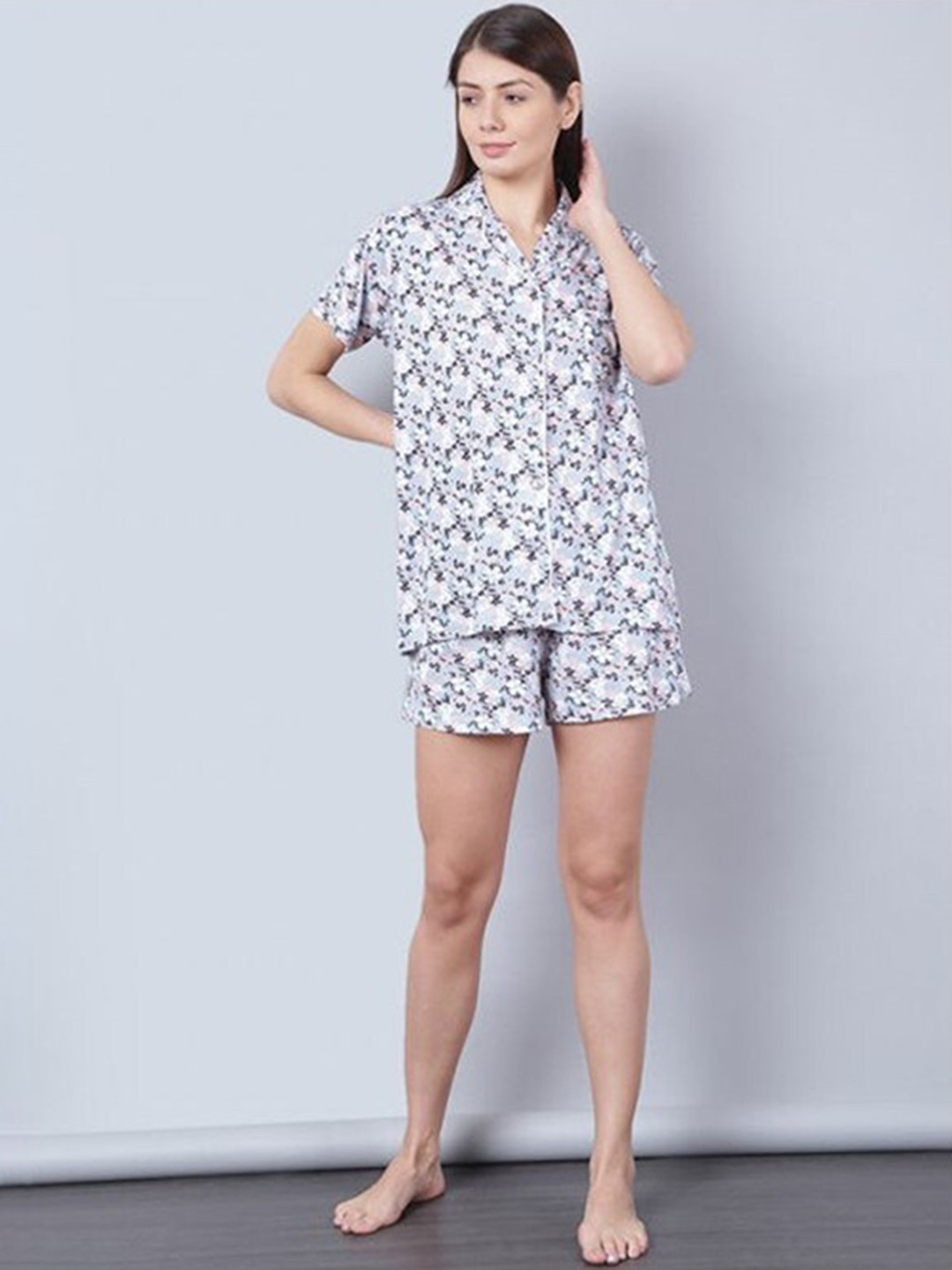 

Aila Floral Printed Lapel Collar Shirt With Shorts, Grey