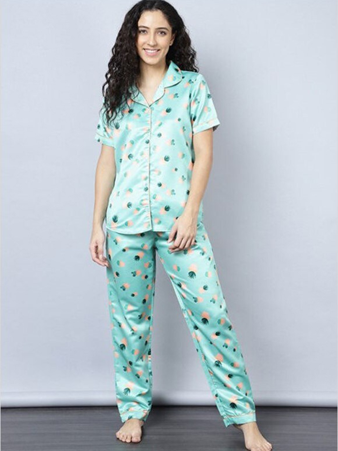 

Aila Conversational Printed Pure Cotton Night suit, Green