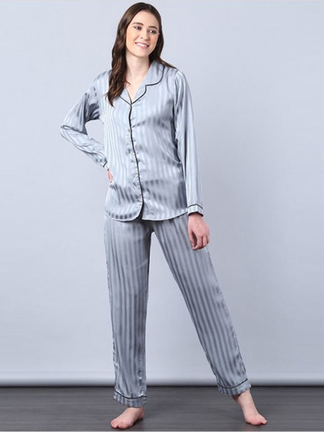 

Aila Striped Lapel Collar Night suit, Grey