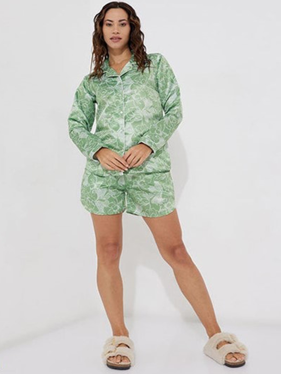 

Aila Floral Printed Pure Cotton Night suit, Green