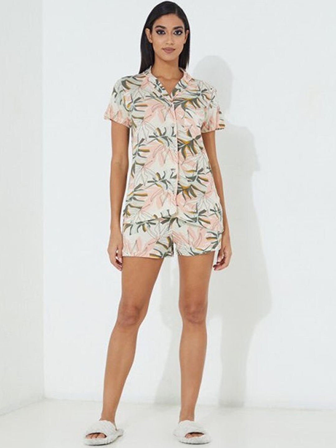 

Aila Tropical Printed Lapel Collar Shirt With Shorts, White