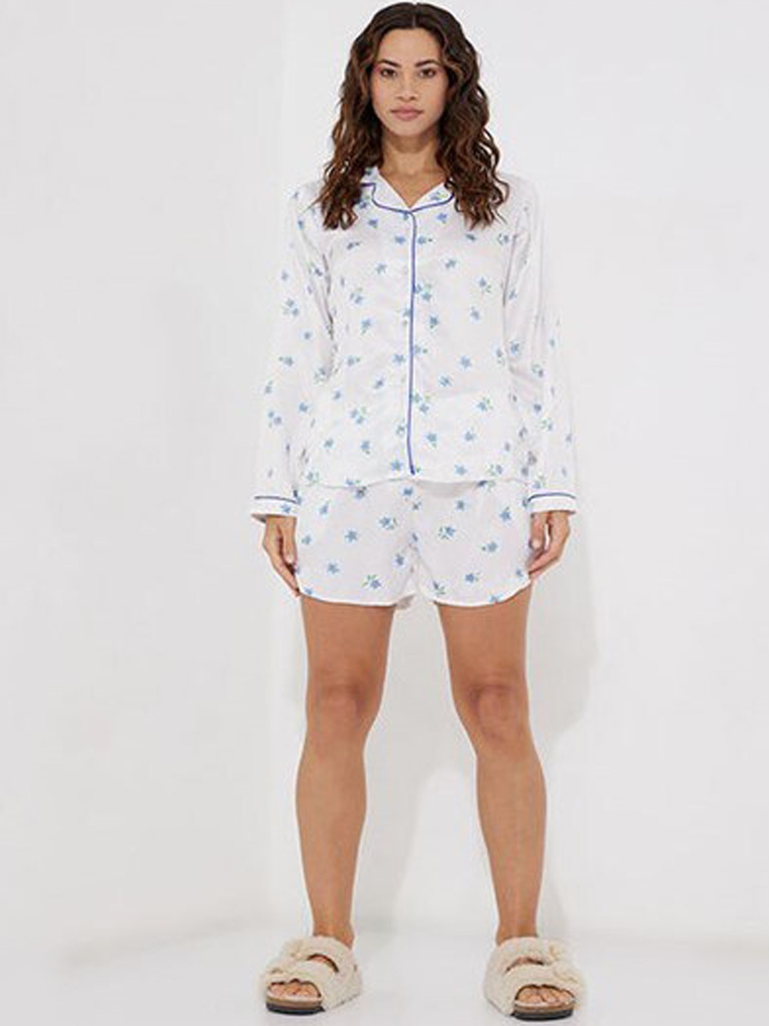 

Aila Floral Printed Pure Cotton Night suit, White