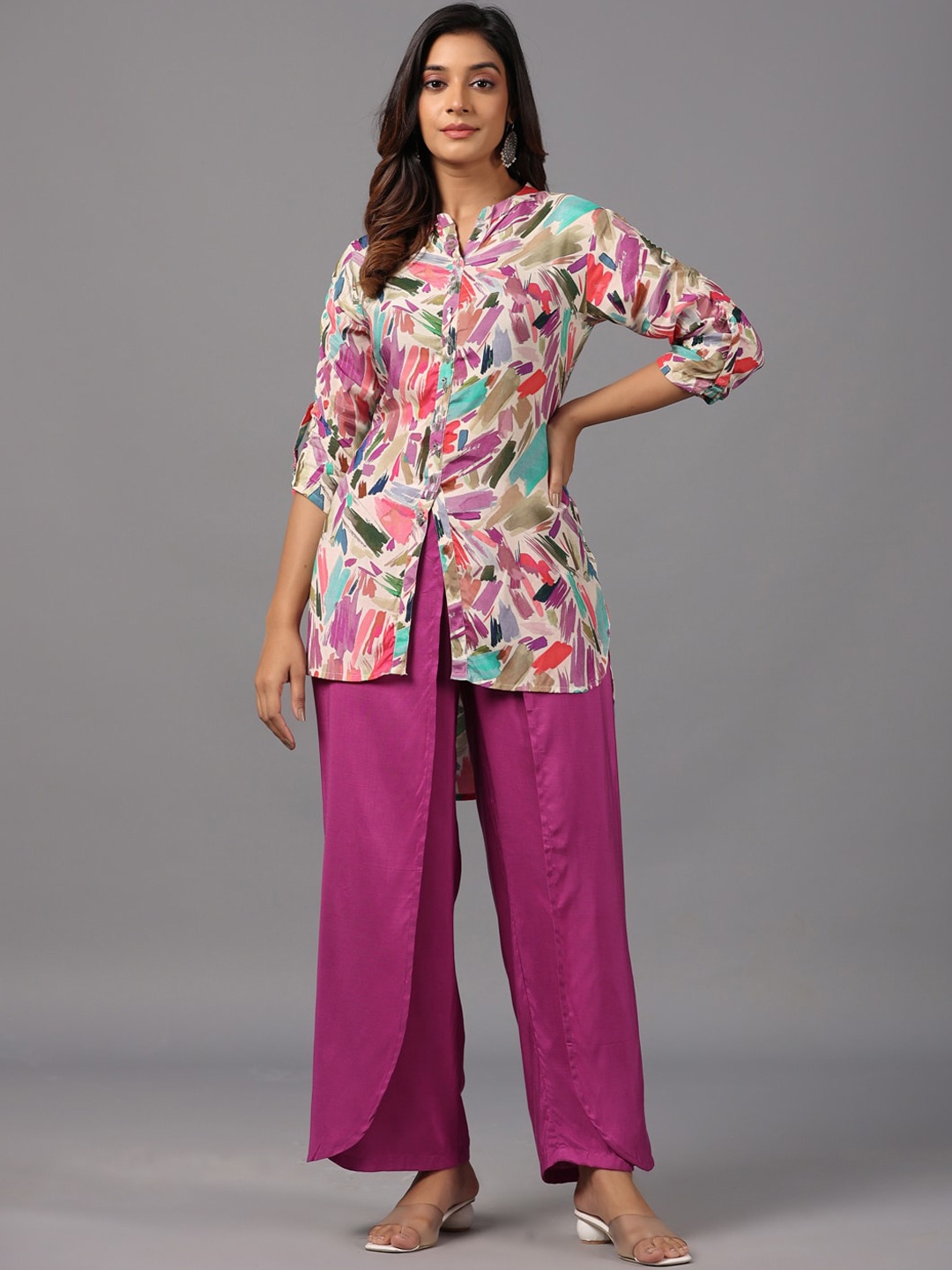 

Amchoor Abstract Printed Mandarin Collar Tunic With Palazzo, Cream