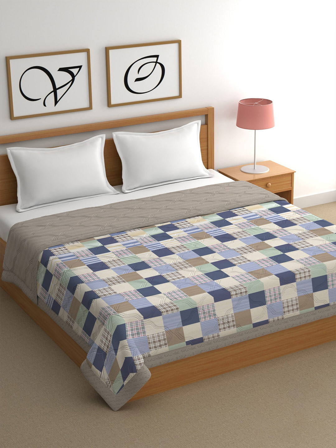 

CHHAVI INDIA Blue & Grey 350 GSM Double Bed Comforter