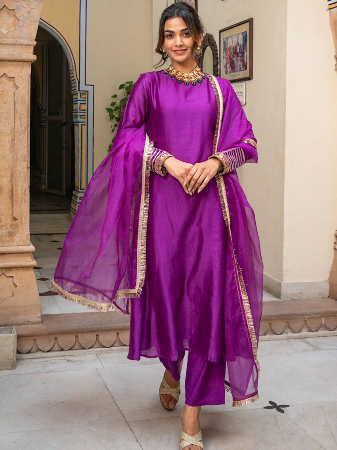 

Ambraee Regular Chanderi Silk Kurta With Trousers & Dupatta, Purple