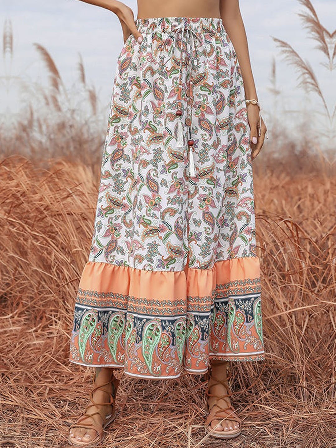 

StyleCast White Floral Printed A-Line Skirt