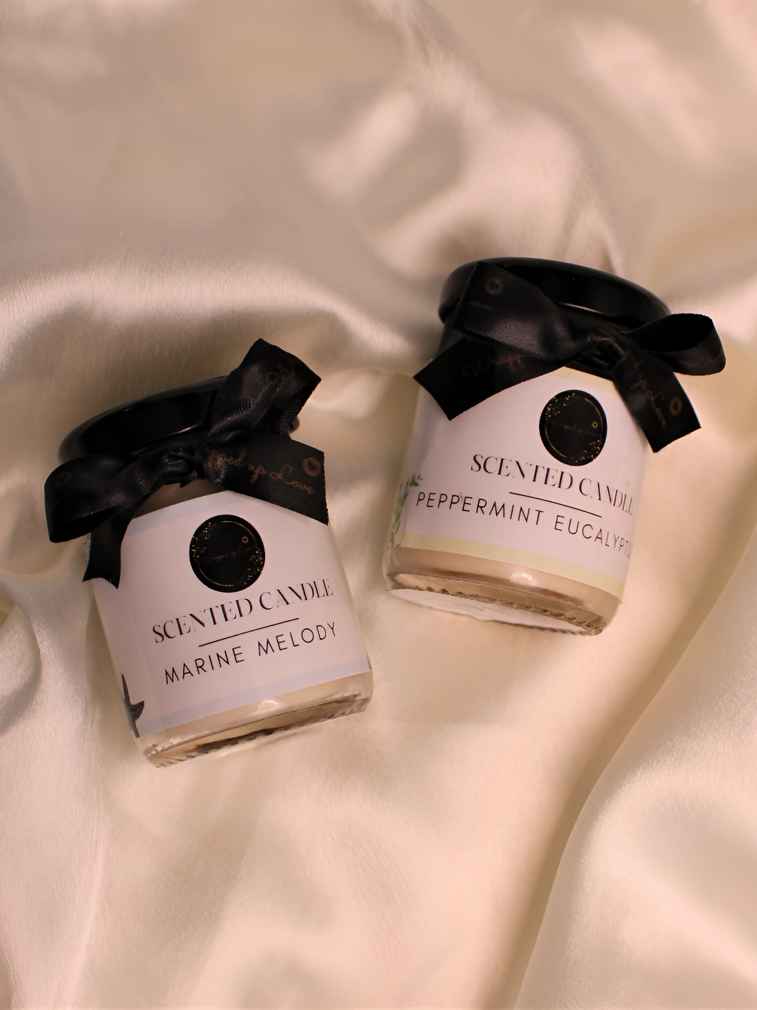 

Wrapped up Love White 2 Pieces Scented Jar Candles