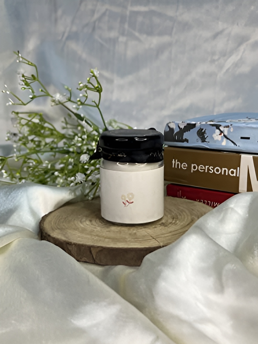 

Wrapped up Love Off White Scented Jar Candle