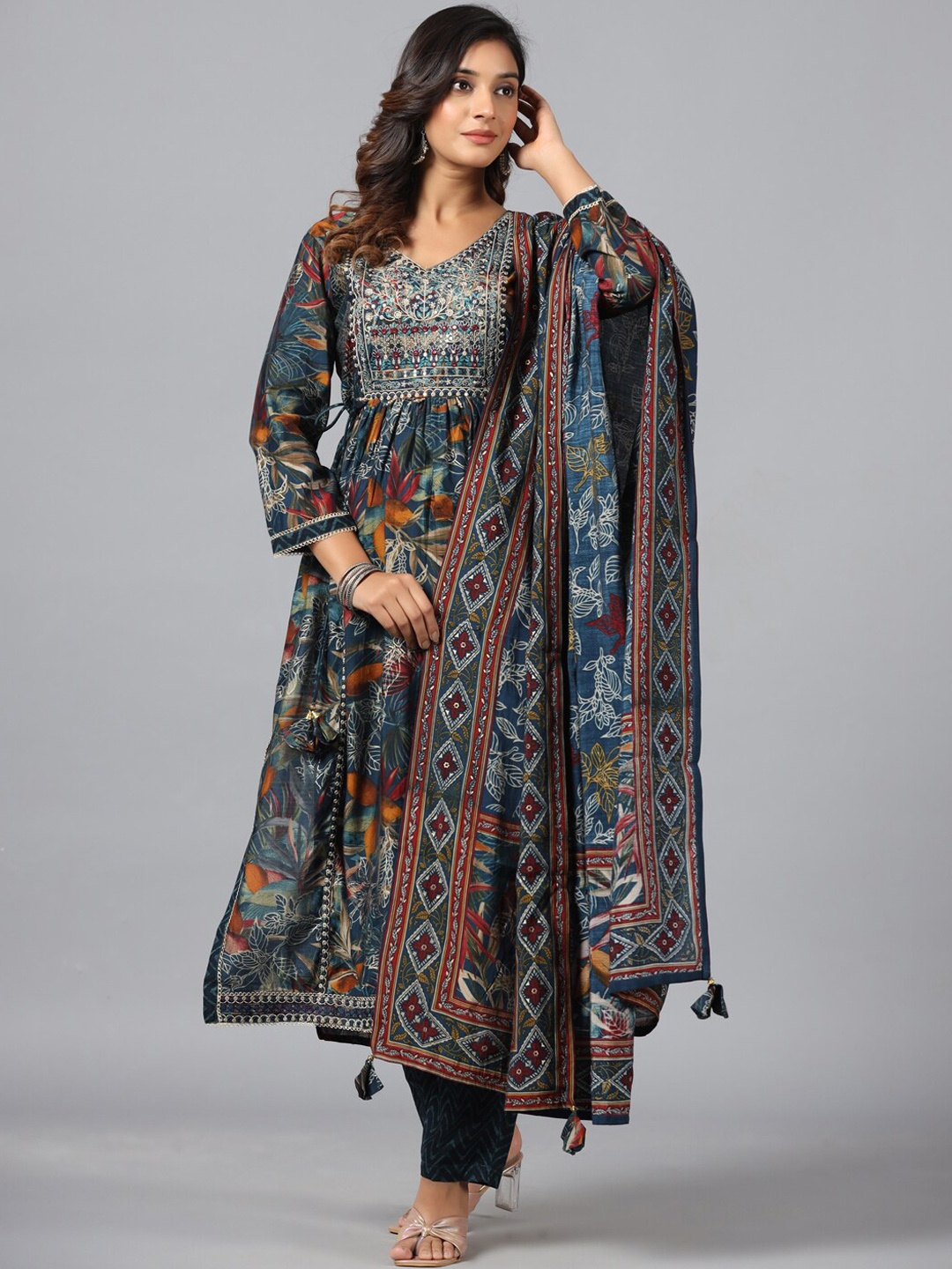 

Amchoor Floral Printed Thread Work Detailed Pleated A-Line Kurta & Trouser With Dupatta, Teal