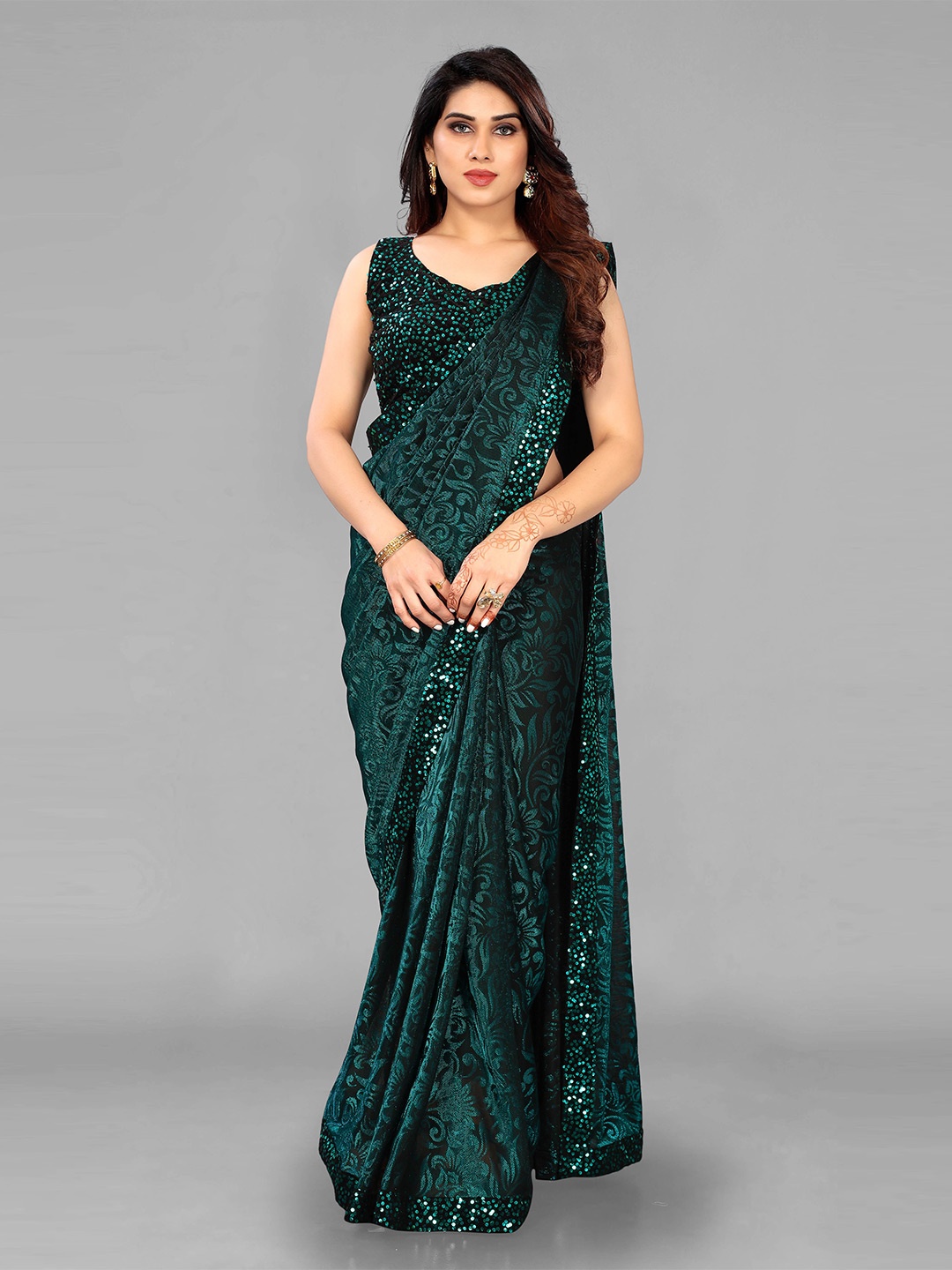 

ISHA TRADE Floral Saree, Green