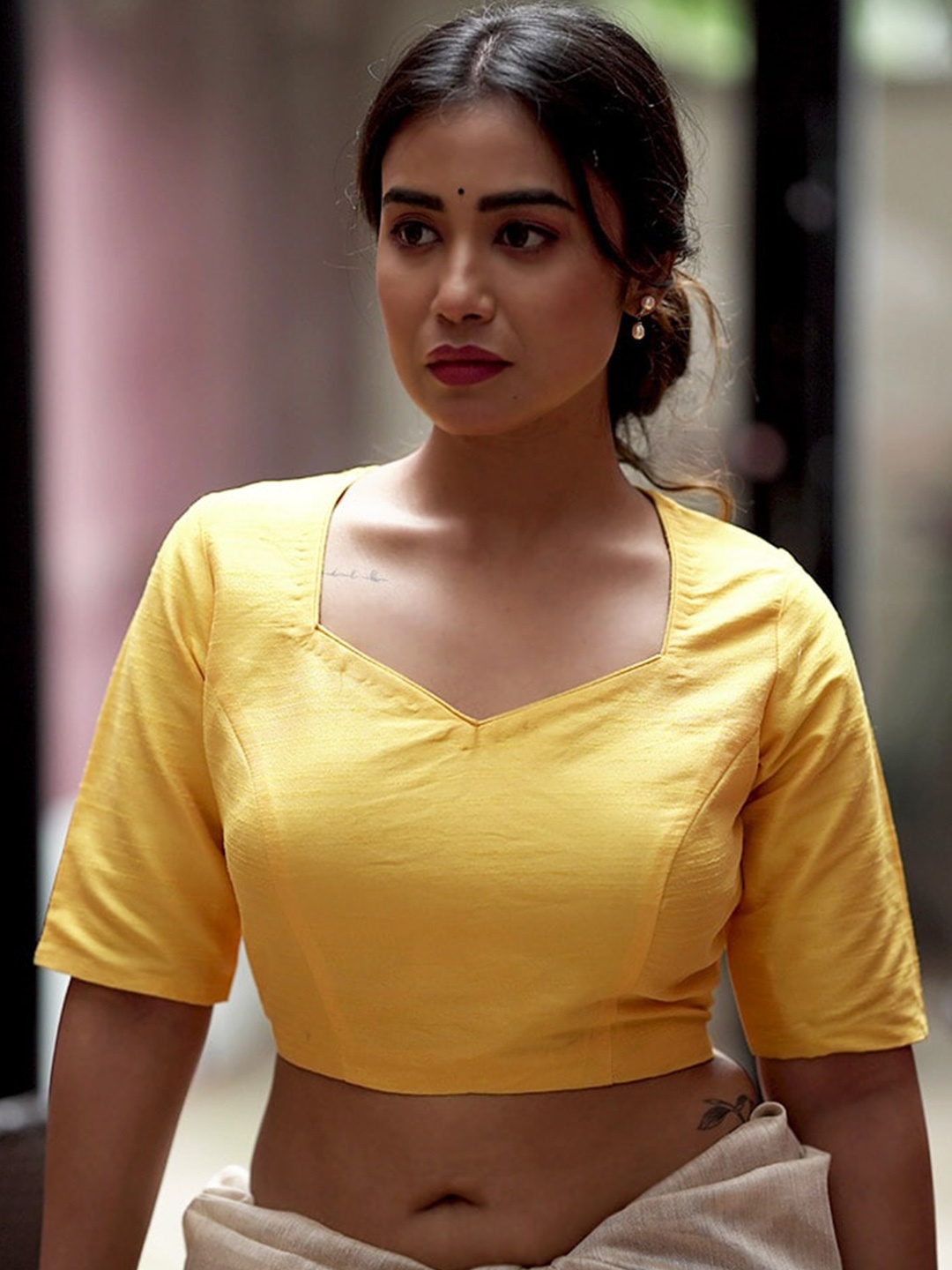 

AllSilks Sweetheart Neck Padded Saree Blouse, Yellow