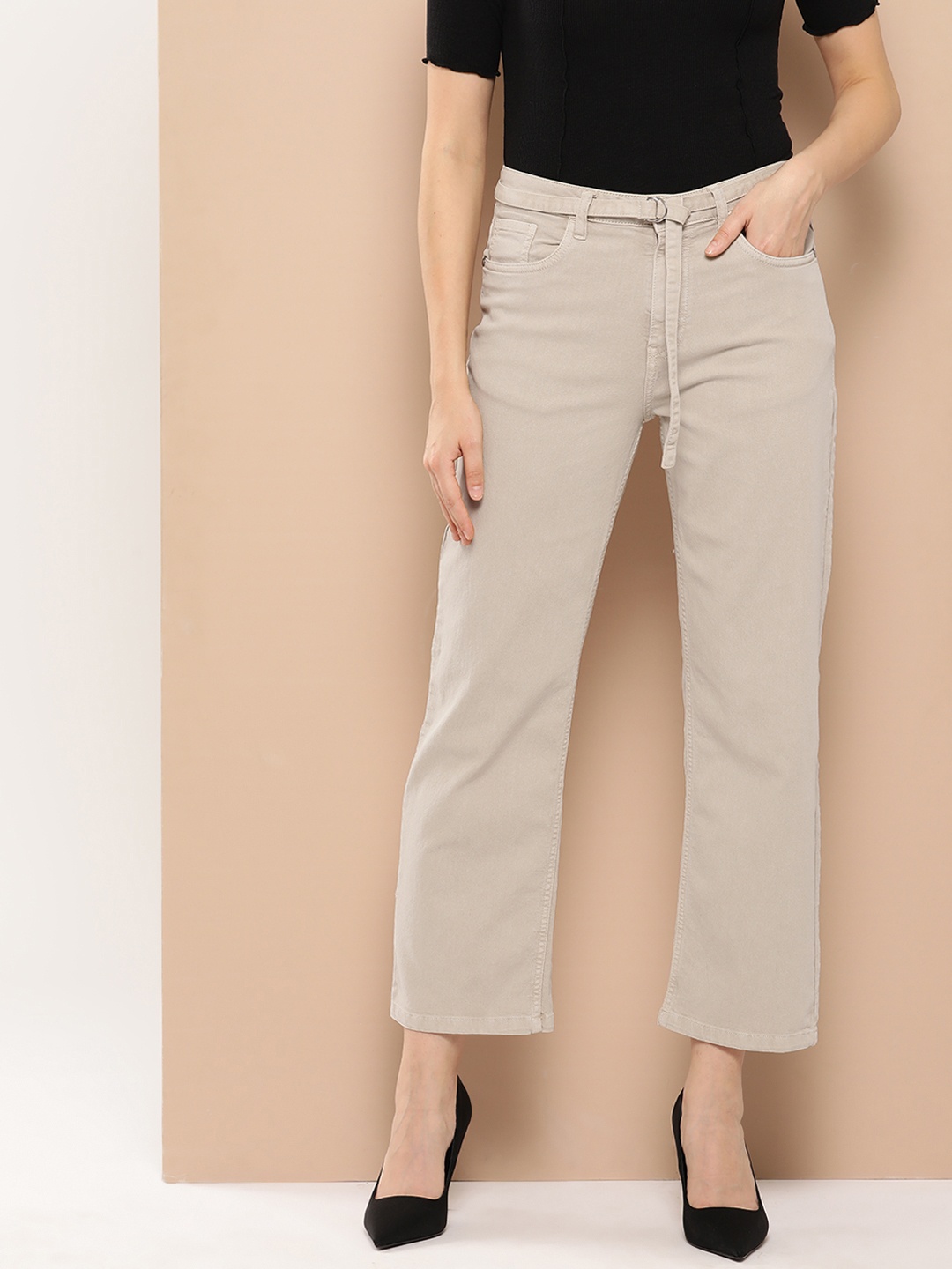 

Chemistry Women Straight Fit Stretchable Cropped Jeans with Belt, Beige