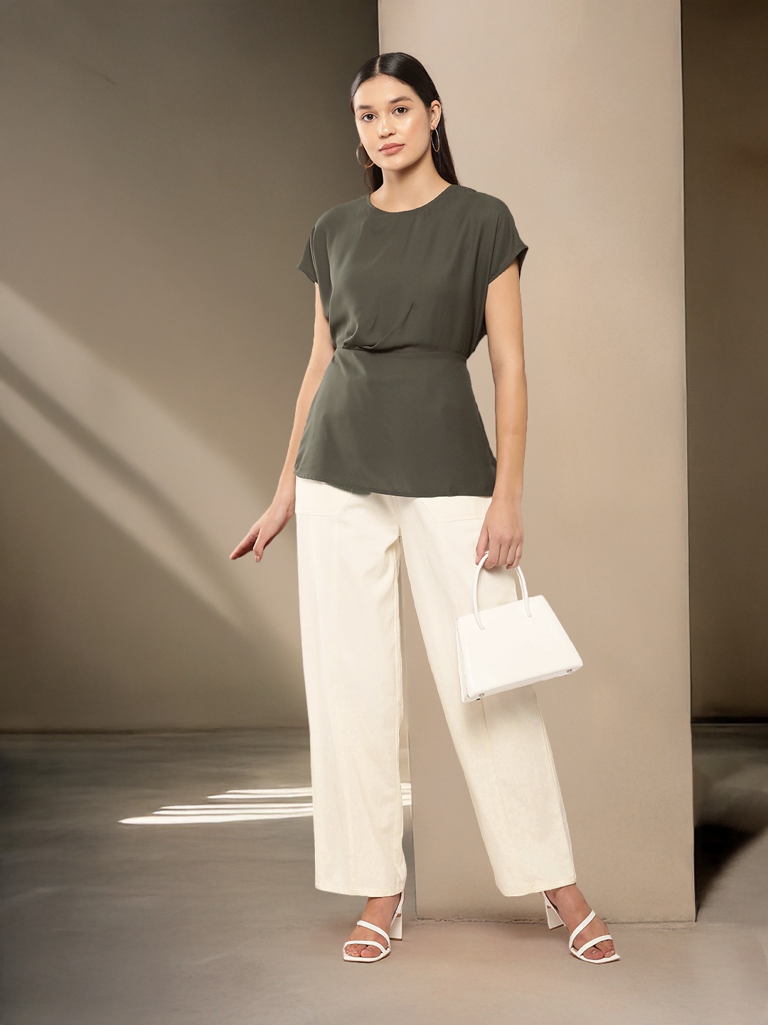 

Chemistry Round Neck Cinched Waist Top, Grey