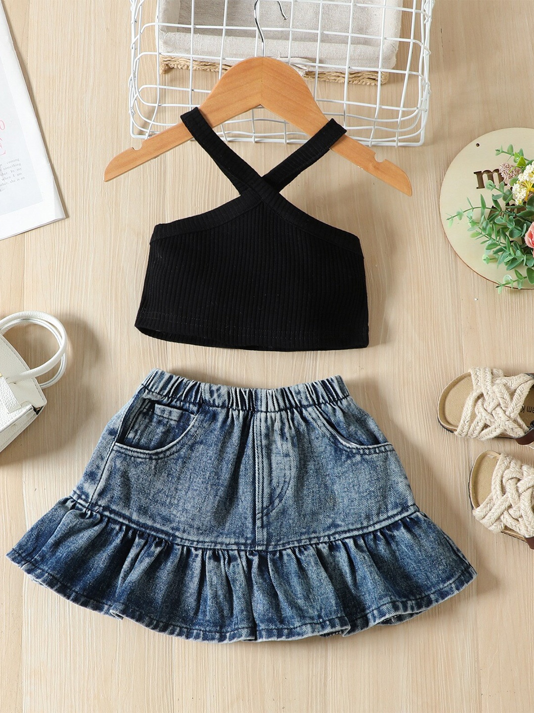

INCLUD Girls Halter Neck Top with Skirt, Black