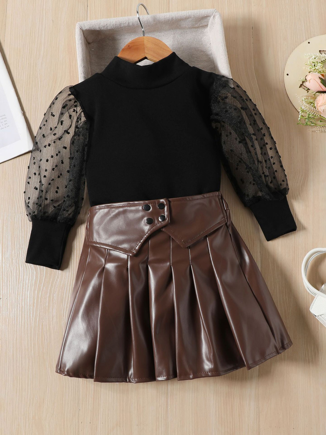 

INCLUD Girls Black Top with Shorts