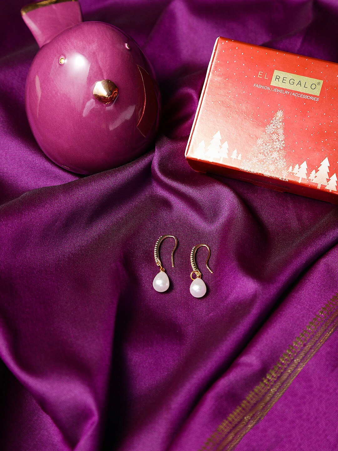 

EL REGALO Stone Studded & Beaded Drop Earrings, Gold